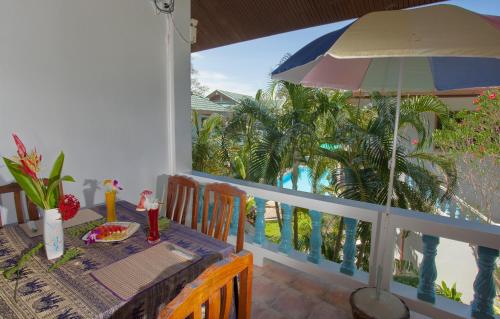 Балкон/терраса, Ya Nui Resort in Nai Harn Beach Балкон/терраса, Ya Nui Resort in Nai Harn Beach