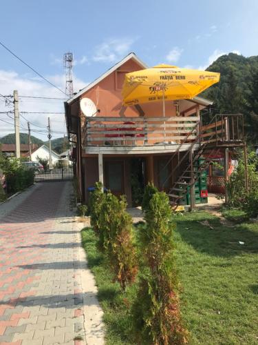 La Rita Acasă (La Rita Acasa) in Cătălina La Rita Acasă (La Rita Acasa) in Cătălina