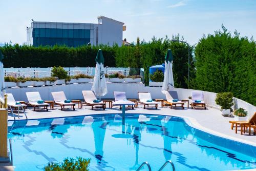 Uitzicht, Airport Hotel Tirana in Rinas Uitzicht, Airport Hotel Tirana in Rinas