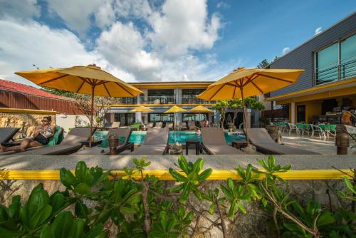 カマラ ビーチフロント アパートメント4