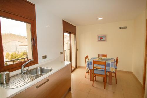 This photo about Apt Sol shared on HyHotel.com