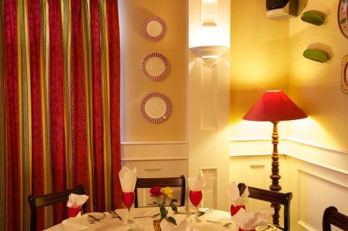Tully's Hotel in Castlerea Tully's Hotel in Castlerea