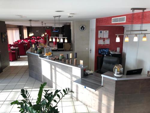 Lobby, urban by balladins Villejuif in Villejuif Lobby, urban by balladins Villejuif in Villejuif