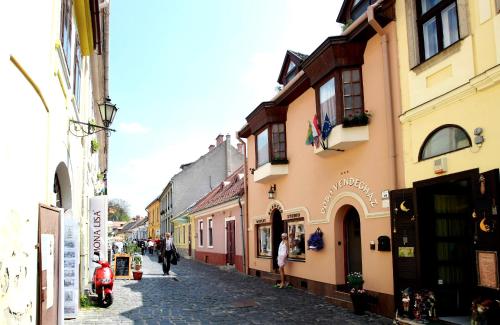 Otoczenie, Dobo Vendeghaz in Eger Otoczenie, Dobo Vendeghaz in Eger