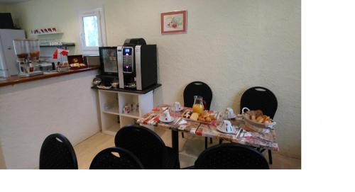 Eten en drinken, Hotel au Charme du Levat in Castelnau-Montratier Eten en drinken, Hotel au Charme du Levat in Castelnau-Montratier
