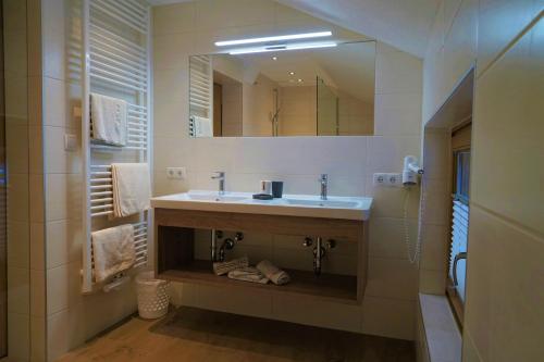 This photo about Villa Cornelia shared on HyHotel.com