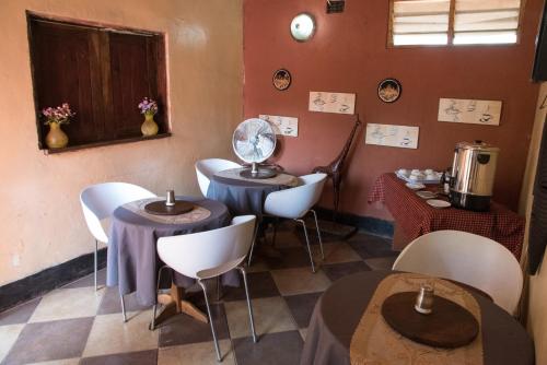 Wyposażenie, Okavango Lodge in Livingstone Wyposażenie, Okavango Lodge in Livingstone