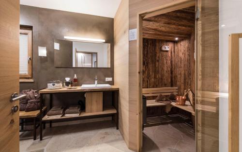 This photo about Apartments Chalet Anna shared on HyHotel.com