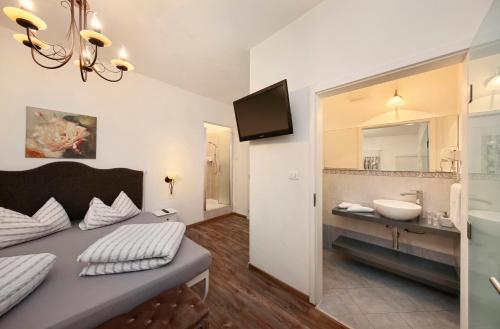 Garni Villa Tyrol - Adults Only in Meran Garni Villa Tyrol - Adults Only in Meran
