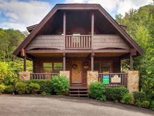 在meiguo.com看到的Rainbow Ridge 4 Seasons #265 - Two Bedroom Cabin的介绍图片