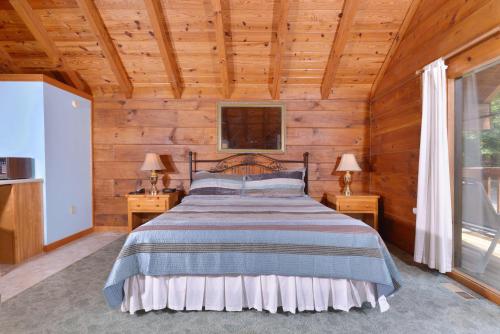 在meiguo.com看到的Zen Garden #1523 - One Bedroom Cabin的介绍图片