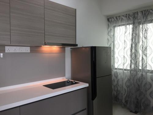 HOT! Niki Emira - Aeon Mall - City Centre - Netflix - MSU - Wifi near Management And Science University HOT! Niki Emira - Aeon Mall - City Centre - Netflix - MSU - Wifi near Management And Science University