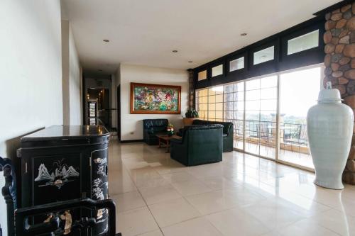 Cơ sở vật chất, RedDoorz Plus @ The Ridge Tagaytay in Tagaytay Cơ sở vật chất, RedDoorz Plus @ The Ridge Tagaytay in Tagaytay