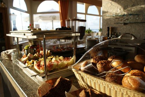 Food and beverages, Strandhotel in Wyk auf Fohr Food and beverages, Strandhotel in Wyk auf Fohr