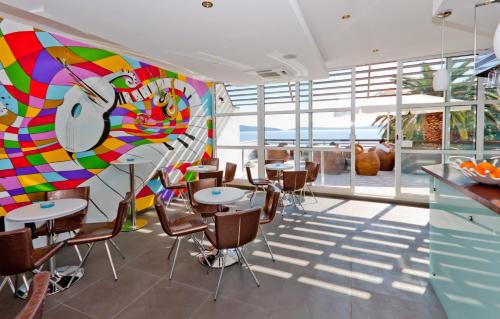 حانة/استراحة, Hotel Ballet School in Kastela حانة/استراحة, Hotel Ballet School in Kastela