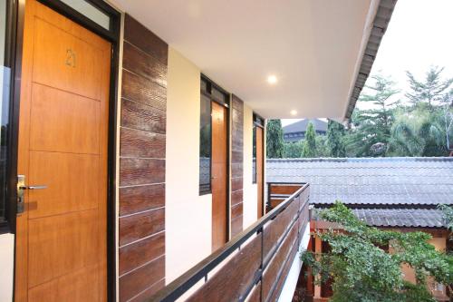 Entrance, Bamboe Inn Homestay in Bandar Lampung Entrance, Bamboe Inn Homestay in Bandar Lampung