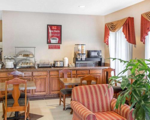 طعام و مشروبات, إيكونو لودج (Econo Lodge) in Brunswick طعام و مشروبات, إيكونو لودج (Econo Lodge) in Brunswick
