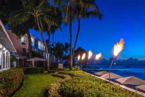 Exterior view, Fairmont Royal Pavilion in Saint James Exterior view, Fairmont Royal Pavilion in Saint James