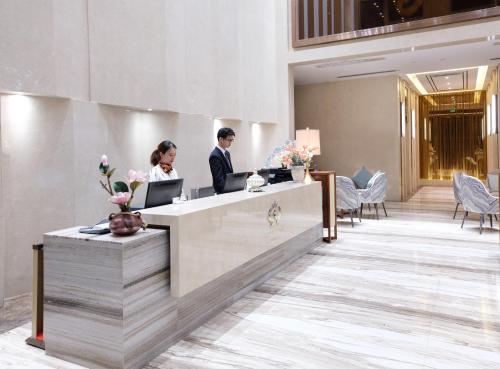 Lobby, Royal Star Apartment Central City Branch near Zhujiang Park Lobby, Royal Star Apartment Central City Branch near Zhujiang Park