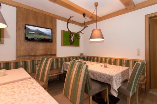 Ruoka ja Juomat, Hotel Garni Forsterheim in Ischgl Ruoka ja Juomat, Hotel Garni Forsterheim in Ischgl