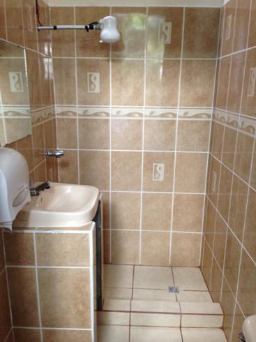 This photo about Hotel y Cafeteria Reforma shared on HyHotel.com