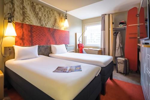 Ibis Zurich Messe Airport Hotel near Theater 11 Ibis Zurich Messe Airport Hotel near Theater 11