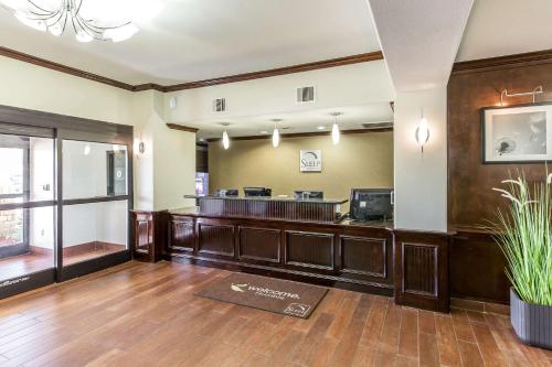 Lobby, Sleep Inn & Suites Bush Intercontinental - IAH East in Humble Lobby, Sleep Inn & Suites Bush Intercontinental - IAH East in Humble