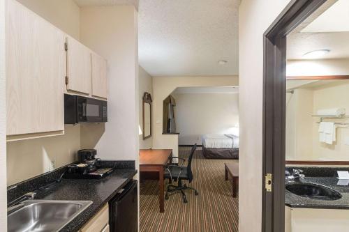 Facilities, Quality Inn & Suites West Chase in Houston (TX) Facilities, Quality Inn & Suites West Chase in Houston (TX)