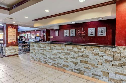 大堂, 凱藝套房酒店 (Quality Inn & Suites) in 弗吉尼亞州阿賓登 (VA) 大堂, 凱藝套房酒店 (Quality Inn & Suites) in 弗吉尼亞州阿賓登 (VA)