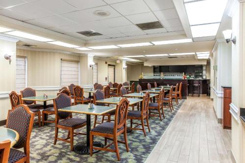 Đồ ăn và thức uống, Comfort Inn Pentagon City in Arlington (VA) Đồ ăn và thức uống, Comfort Inn Pentagon City in Arlington (VA)