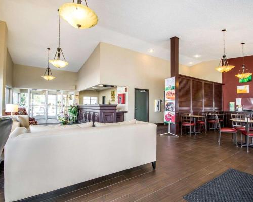 ردهة, Quality Inn & Suites in إليزابيث تاون ردهة, Quality Inn & Suites in إليزابيث تاون