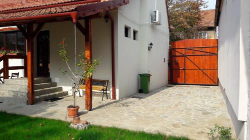 Zozo Hostel in Brasov City Center Zozo Hostel in Brasov City Center