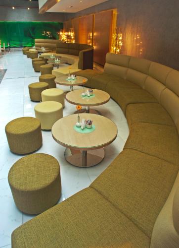 Bar/lounge, Al Khoory Executive Hotel - Al Wasl in Jumeirah Beach Bar/lounge, Al Khoory Executive Hotel - Al Wasl in Jumeirah Beach