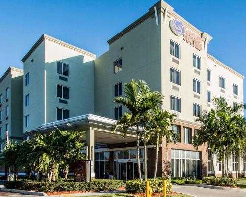 Comfort Suites Miami Airport North in Hollywood