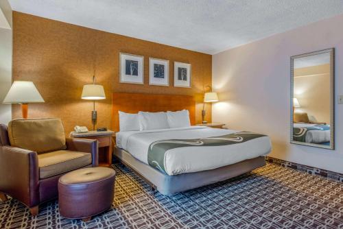 Quality Inn Savannah Historic District near Roundhouse Vasúti Múzeum Quality Inn Savannah Historic District near Roundhouse Vasúti Múzeum