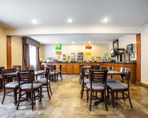Еда и напитки, Quality Inn & Suites Ankeny-Des Moines in Анкени (Айова) Еда и напитки, Quality Inn & Suites Ankeny-Des Moines in Анкени (Айова)