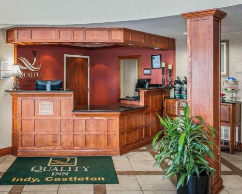 Előcsarnok, Quality Inn Castleton near Fastimes Indoor Karting Előcsarnok, Quality Inn Castleton near Fastimes Indoor Karting