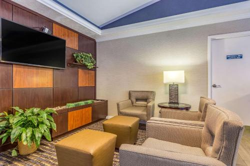 Vestíbulo, Comfort Inn in Independence Vestíbulo, Comfort Inn in Independence
