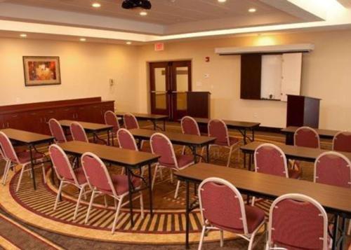 Discounted Hotels Find Comfort Inn Suites Kent Hotel Discount