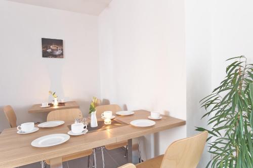 Zur Friedenseiche in Aichach Zur Friedenseiche in Aichach