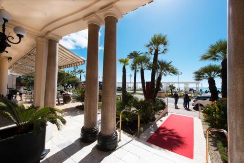 Entrance, Hotel Le Royal Promenade des Anglais near Blue Beach Entrance, Hotel Le Royal Promenade des Anglais near Blue Beach