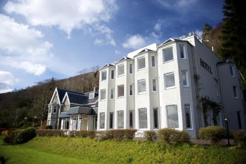 The Lodge On The Loch Hotel
