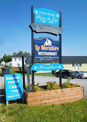 This photo about Hotel-Motel Fleur de Lys shared on HyHotel.com