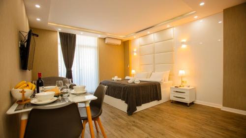 Hotel Holiday Check Inn Batumi