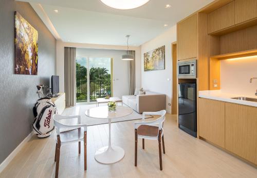 Erkély/terasz, Eastin Thana City Golf Resort Bangkok in Suvarnabhumi Airport Erkély/terasz, Eastin Thana City Golf Resort Bangkok in Suvarnabhumi Airport