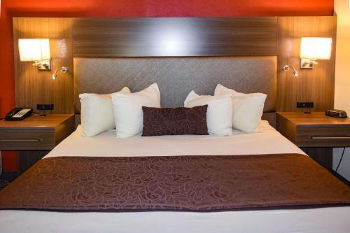 This photo about American Inn & Suites West Memphis shared on HyHotel.com