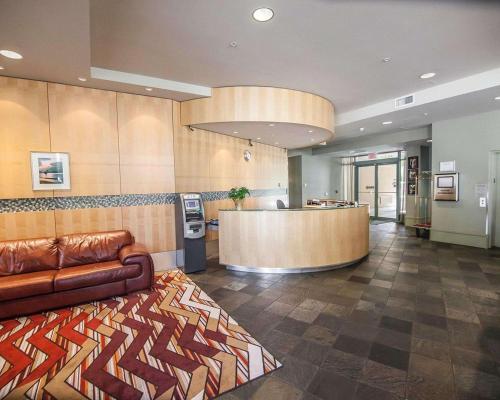 大厅, 凯艺酒店-机场南 (Quality Hotel Airport (South)) in 里奇蒙德(BC) 大厅, 凯艺酒店-机场南 (Quality Hotel Airport (South)) in 里奇蒙德(BC)