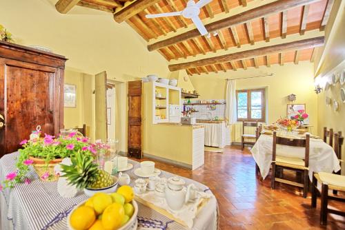 Villa Elisa by PosarelliVillas in Le Contesse Villa Elisa by PosarelliVillas in Le Contesse