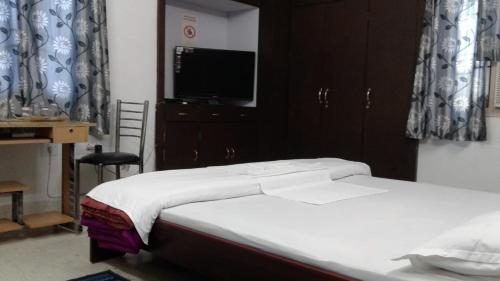 This photo about Executive Holiday shared on HyHotel.com