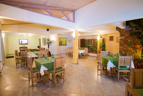 Restaurant, LA CIGALE in Foulpointe Restaurant, LA CIGALE in Foulpointe